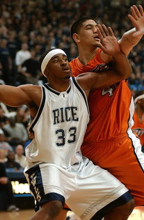 米兰体育-单节爆发力最强的球员表现分析，球员单节最高分