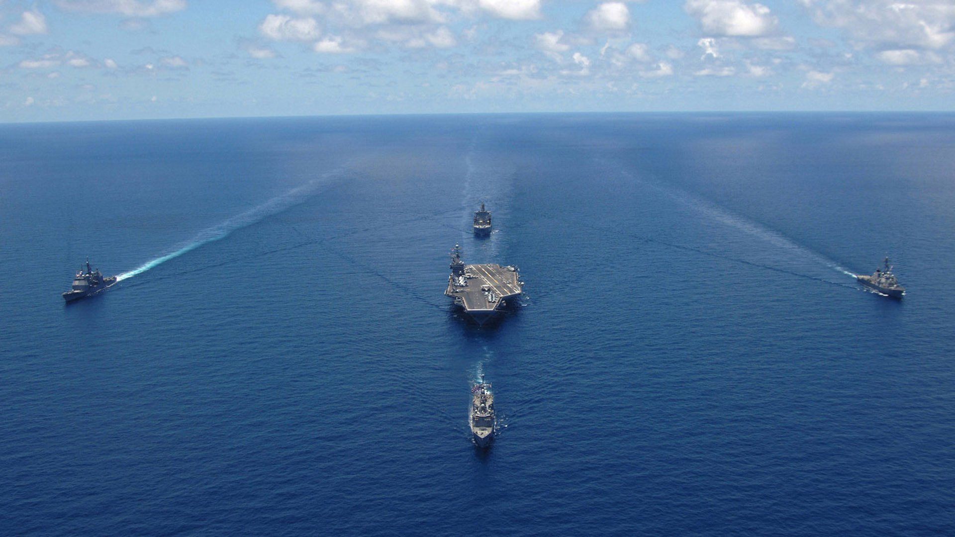 AC米兰-女子蝶泳选手突破自我，瞄准半决赛，女子蝶泳100决赛