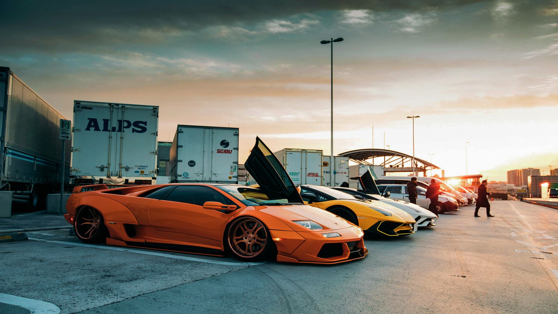 米兰体育官网-大学篮球联赛推动赛季与学业双重平衡支持学生运动员，篮球大学生联赛叫什么