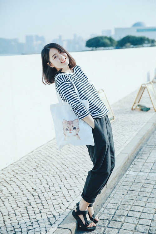 米兰体育官网-德甲高速反击:瞬间突破防线的经典一刻,德甲速度排名