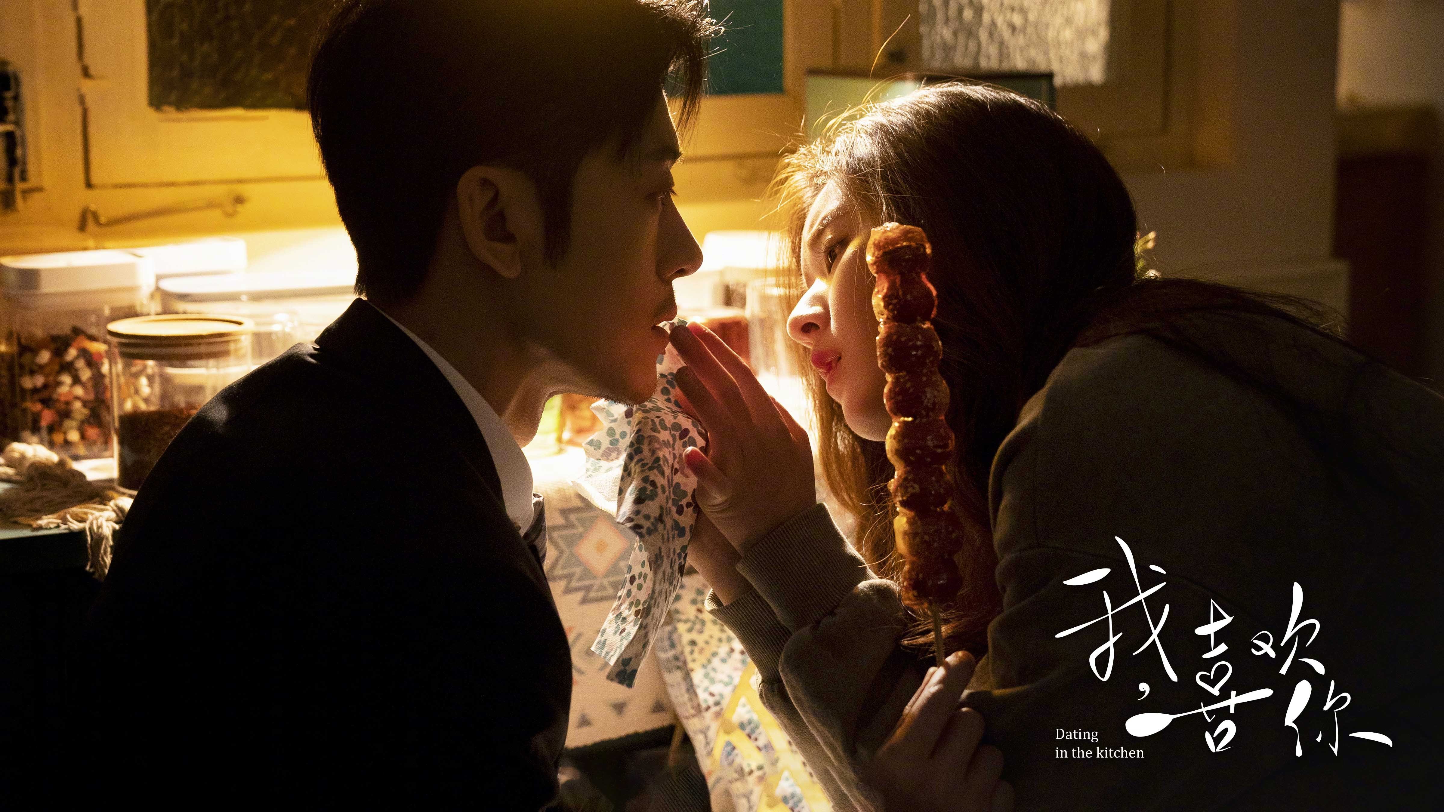 AC米兰-独行侠主帅带领球员亲自整理训练器材,独行侠球队的球员