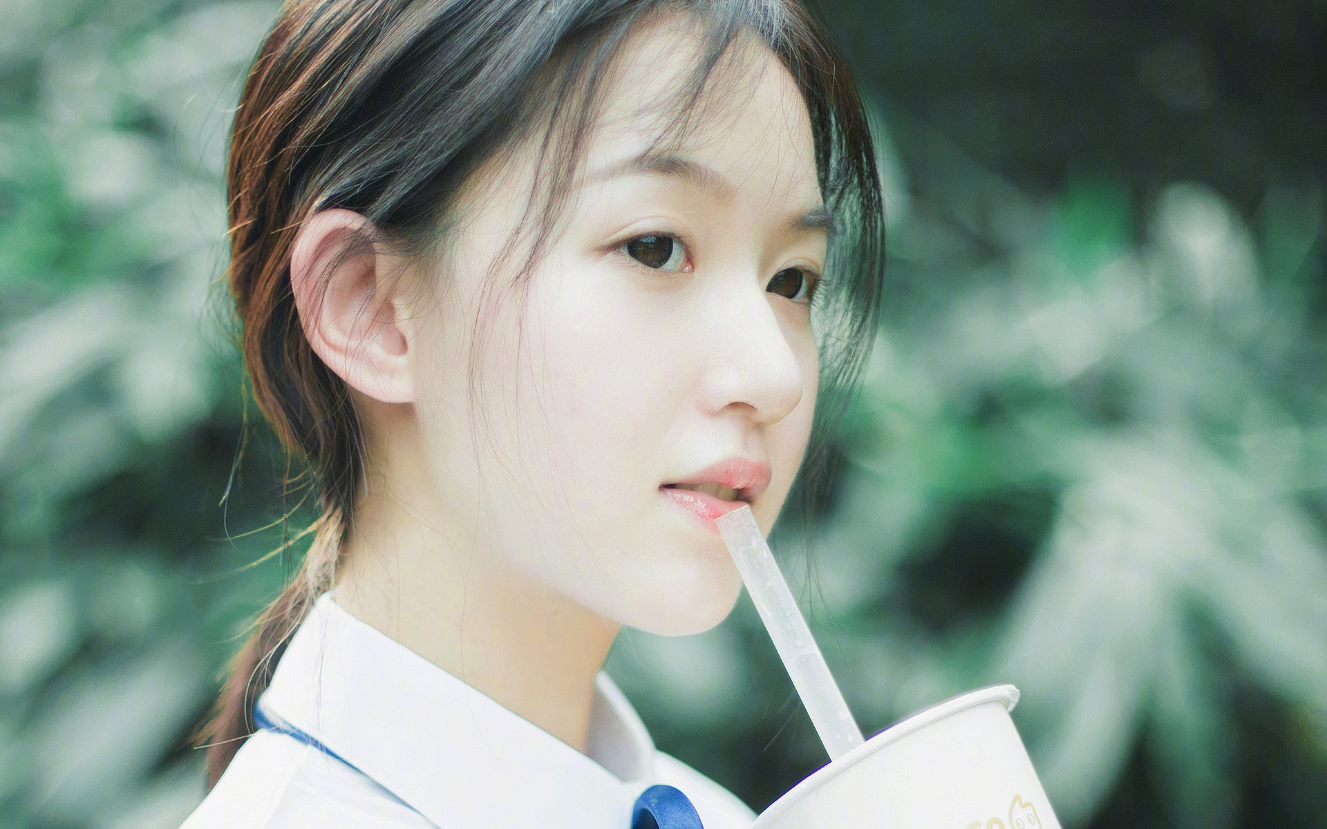 米兰体育官网-球员访谈分享成长故事展现坚韧拼搏背后的努力与坚持,篮球访谈